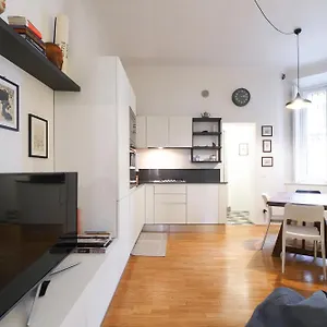 Primopiano - Ugo Bassi Milano