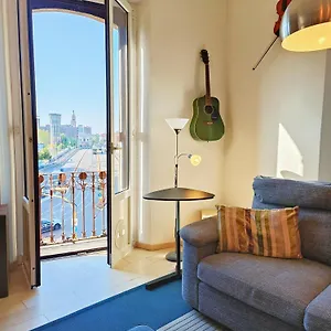 Yr - Isola Milano